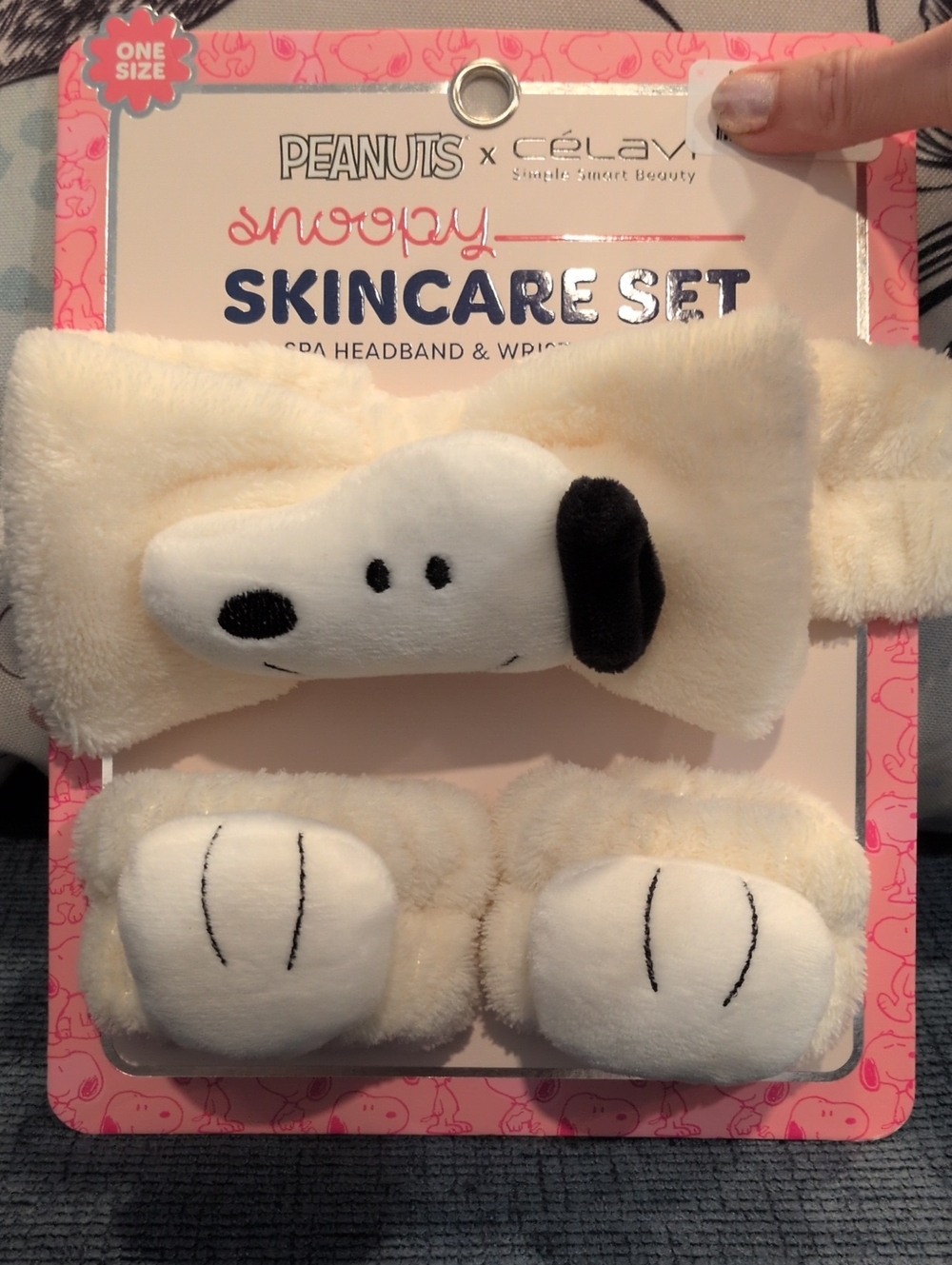 Peanuts Snoopy Plush Skincare Headband & Wristband Set